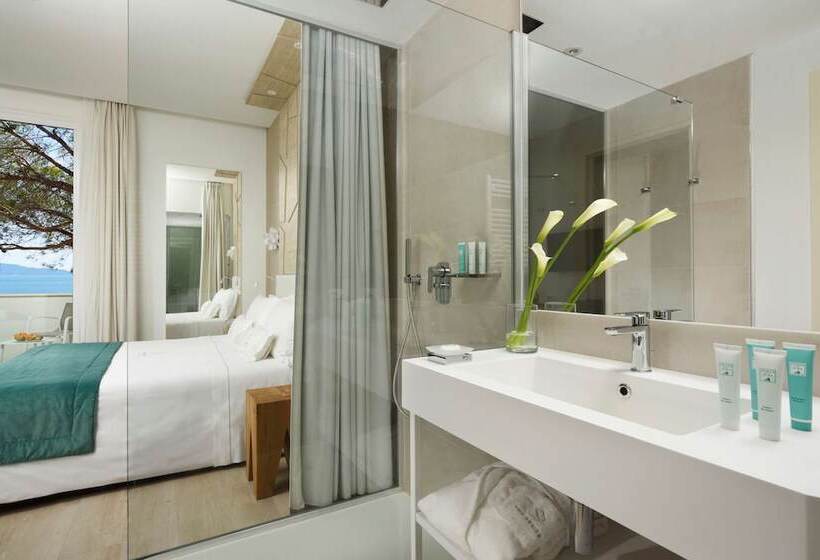 オーシャンビュースーペリアールーム, The Sense Experience Resort