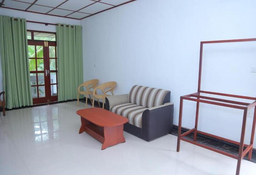 스탠다드 룸 킹사이즈 침대, Villa Sidu