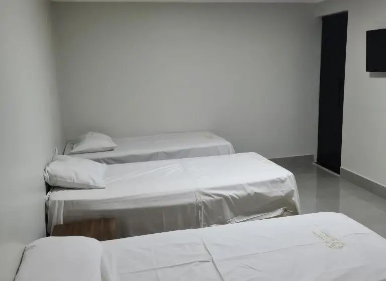 اتاق استاندارد سه نفره, Nasser Hotel Aeroporto