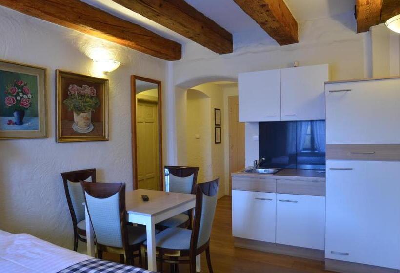 סוויטה משפחתית, Welness Penzion Modrý Jelen