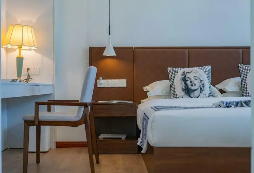 Habitació Deluxe, Dali T