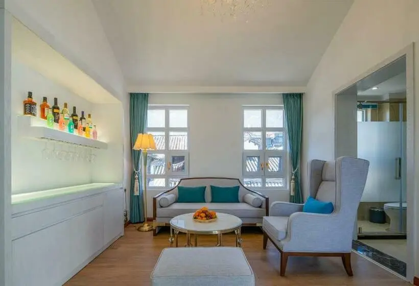 Habitació Deluxe, Dali T