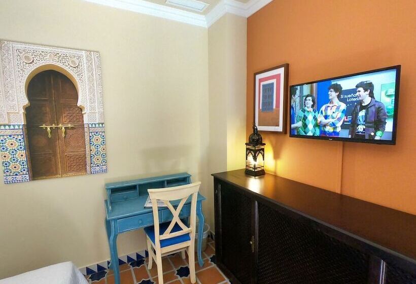 غرفة قياسية ثلاثية, La Esperanza