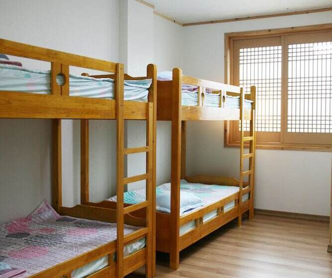 Habitació Quàdruple Estàndard, Wansangolgh Guest House