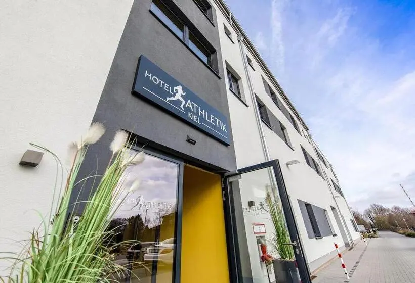 اتاق استاندارد با سرویس بهداشتی مشترک, Athletik Kiel