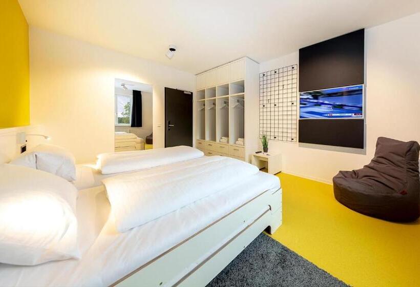 带共用浴室的标准房间, Athletik Kiel