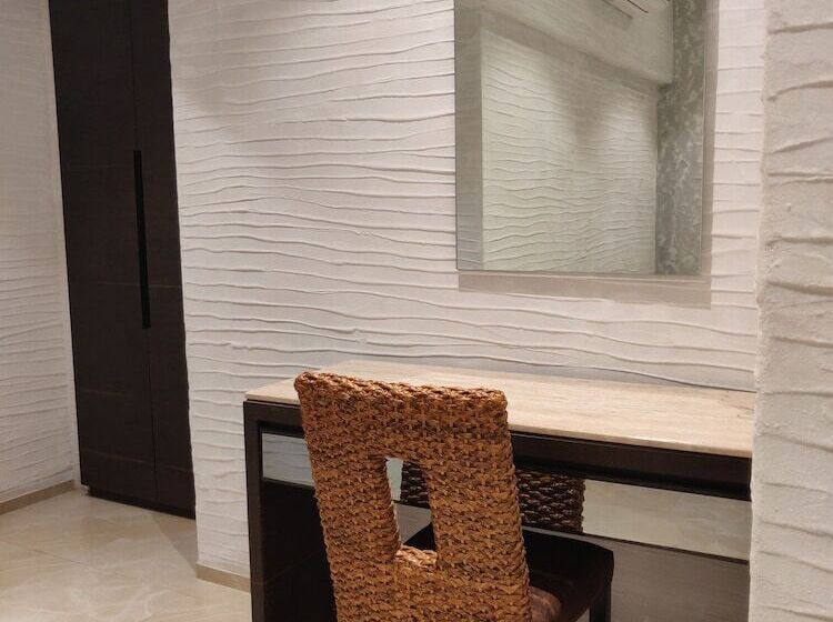 Классический Номер, Meritas Countryside Resort Lonavala
