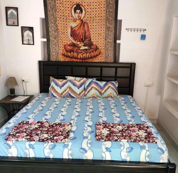 اتاق استاندارد با سرویس بهداشتی مشترک, Zigzag Homestay