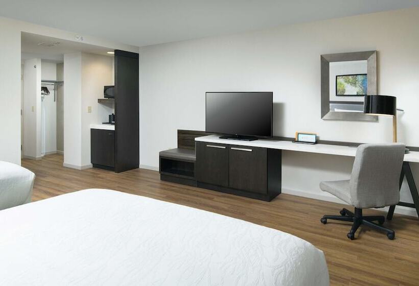 Engellilere uygun Lüks Oda, Hilton Garden Inn Memphis Downtown Beale Street