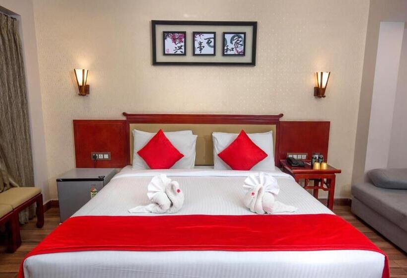 استودیو استاندارد با تخت کینگ, President