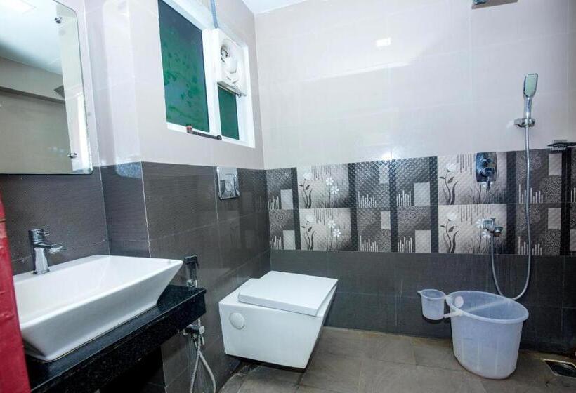 اتاق استاندارد, President