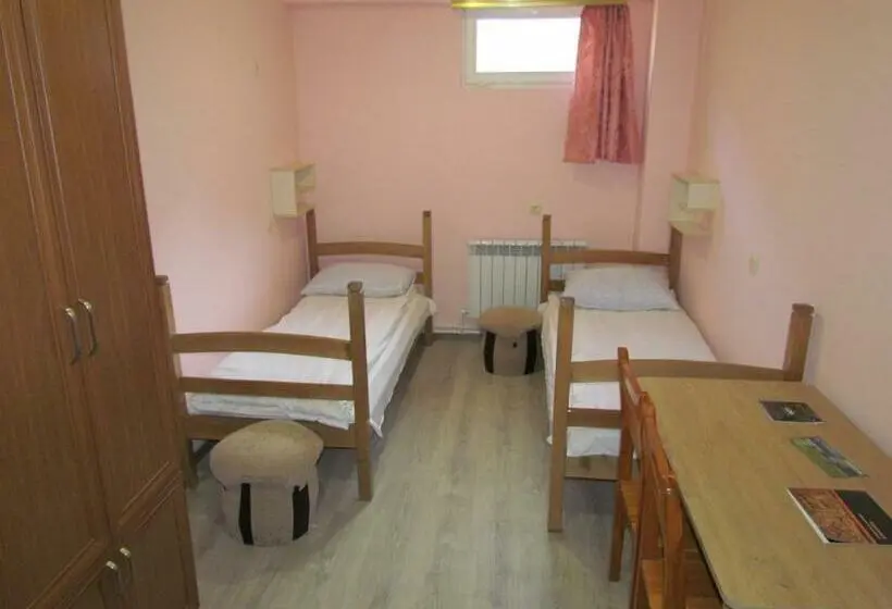 اتاق استاندارد, Arsego Hostel