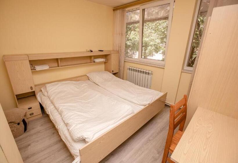 اتاق استاندارد, Arsego Hostel