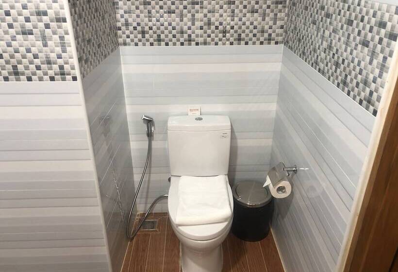 اتاق خانوادگی, Ritz Grand Hotel Mandalay