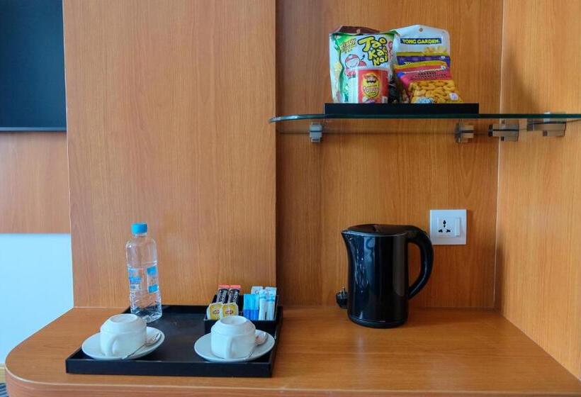 اتاق لوکس با تخت بزرگ, Ritz Grand Hotel Mandalay