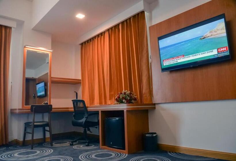 اتاق لوکس با تخت بزرگ, Ritz Grand Hotel Mandalay