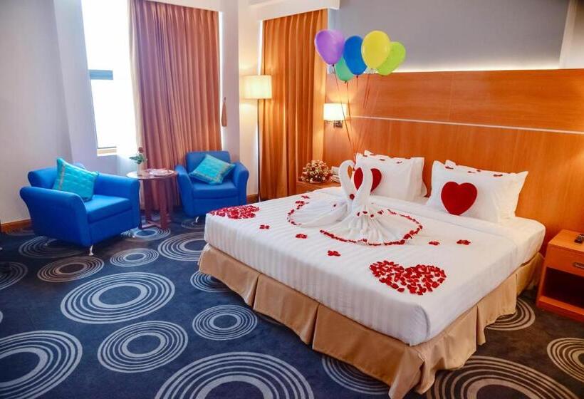 اتاق لوکس با تخت بزرگ, Ritz Grand Hotel Mandalay