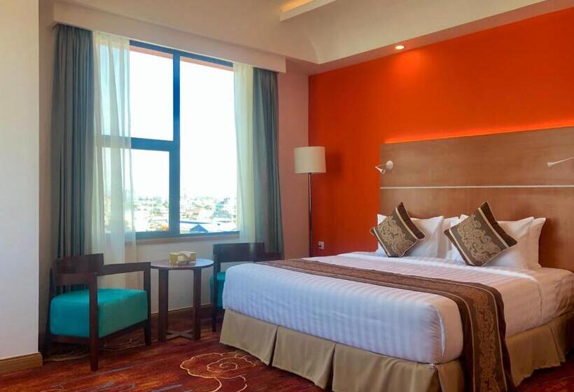 اتاق خانوادگی, Ritz Grand Hotel Mandalay