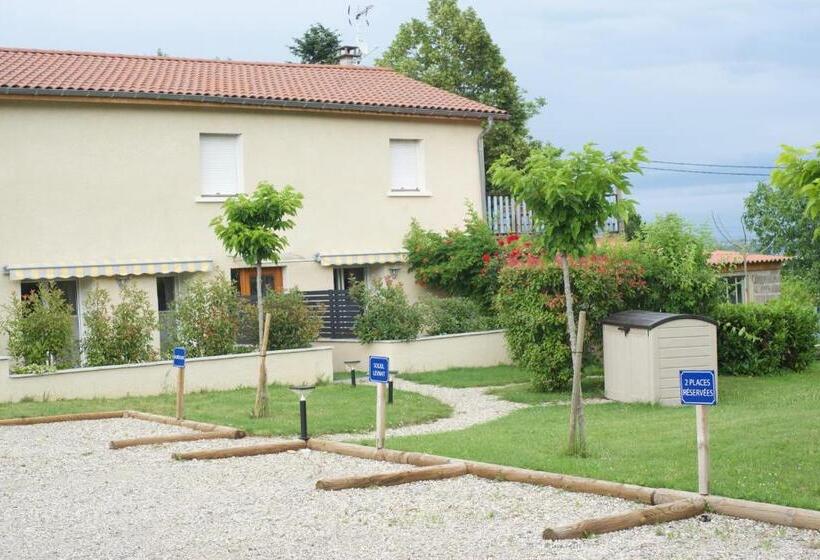 침실 1개 테라스 아파트, Revigora