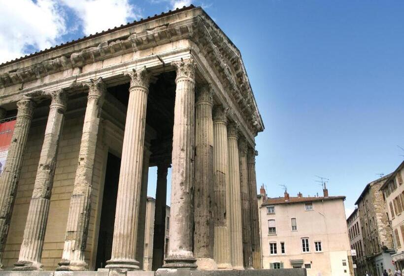 침실 1개 테라스 아파트, Revigora