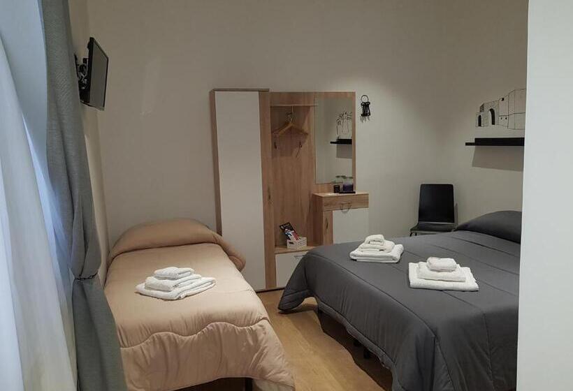 اتاق استاندارد با تخت بزرگ, Handy