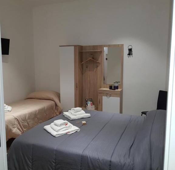 اتاق استاندارد با تخت بزرگ, Handy