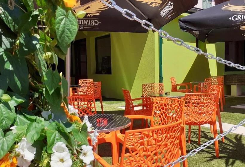 غرفة قياسية, Du Jura