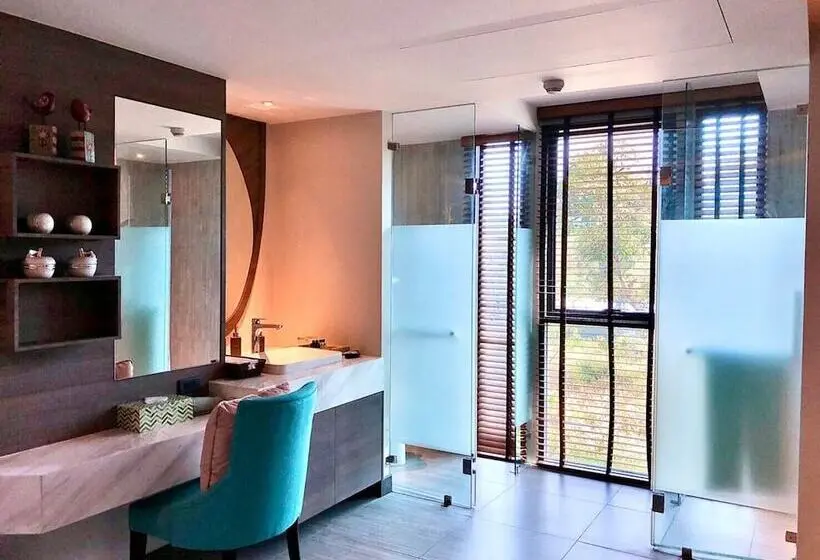 اتاق لوکس با تخت بزرگ, Green Pix Khaoyai