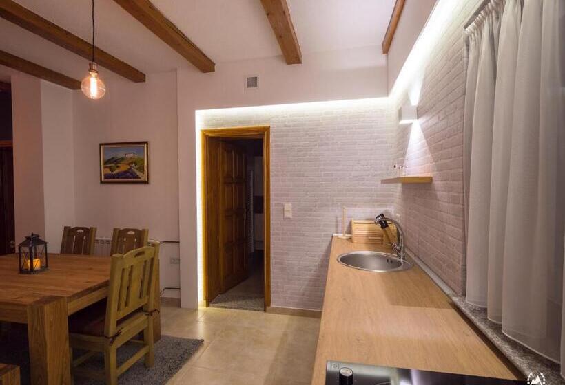 اتاق لوکس چهار تخته, Bergkranc Hotel & Resort