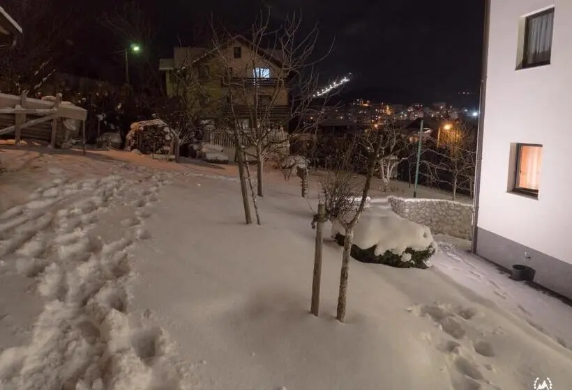 ویلای استاندارد با چشم‌انداز باغ, Bergkranc Hotel & Resort