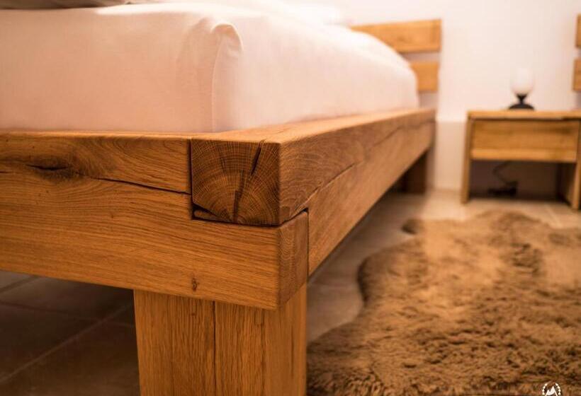 اتاق اجرایی سه نفره, Bergkranc Hotel & Resort