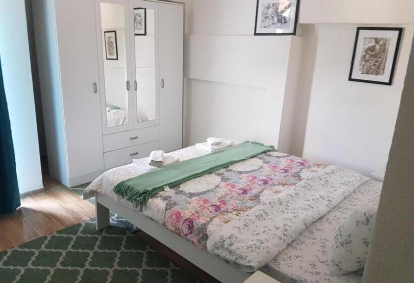 اتاق استاندارد با چشم‌انداز دریاچه, & Restaurant Ada