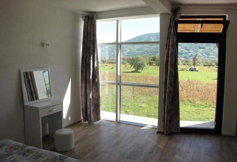 اتاق استاندارد چهار تخته, & Restaurant Ada