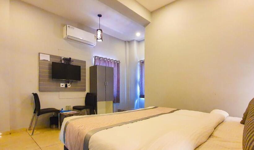 Quarto Superior, Nova Hotel New Crossroad