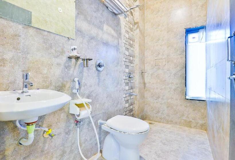 Quarto Deluxe, Nova Hotel New Crossroad