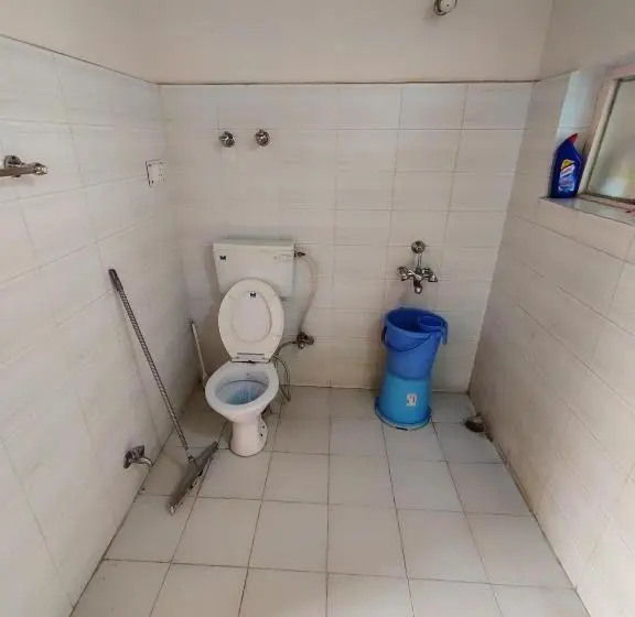 اتاق استاندارد چهار تخته, Nilza Guest House