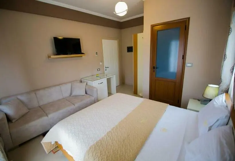 اتاق استاندارد, Dea Hotel 2002