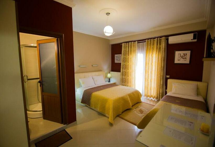 Üç Kişilik Rahat Oda, Dea Hotel 2002