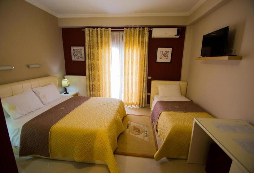 Üç Kişilik Rahat Oda, Dea Hotel 2002