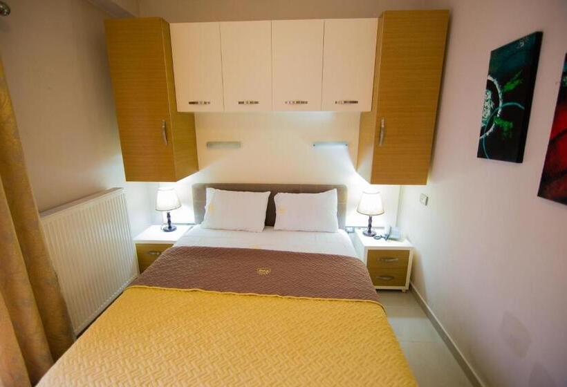 Üç Kişilik Klasik oda, Dea Hotel 2002