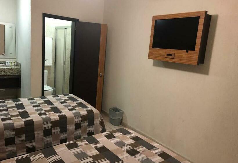 Standard-huone, Del Carmen