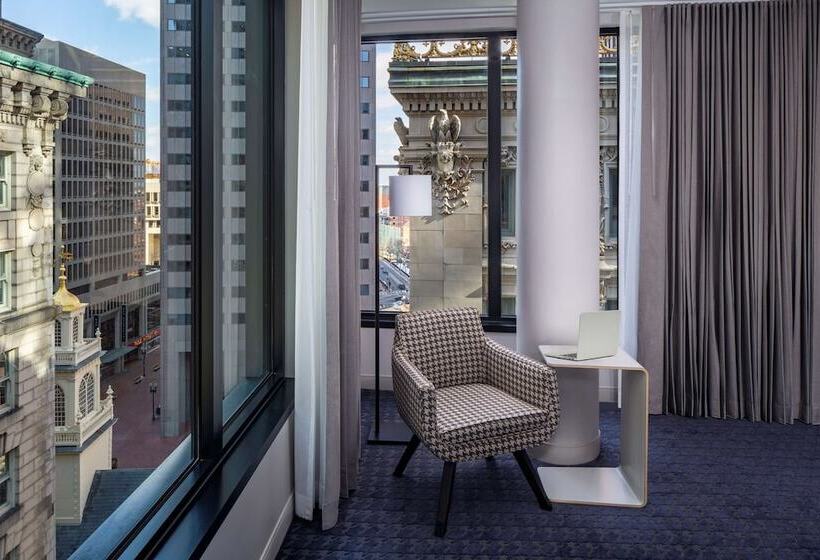 Номер Deluxe, Hyatt Centric Faneuil Hall Boston