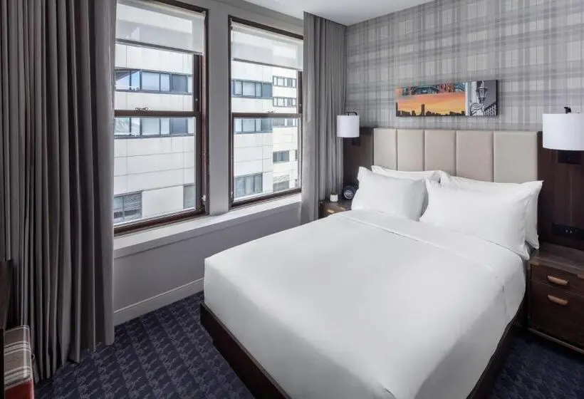 اتاق استاندارد با تخت بزرگ برای معلولان, Hyatt Centric Faneuil Hall Boston