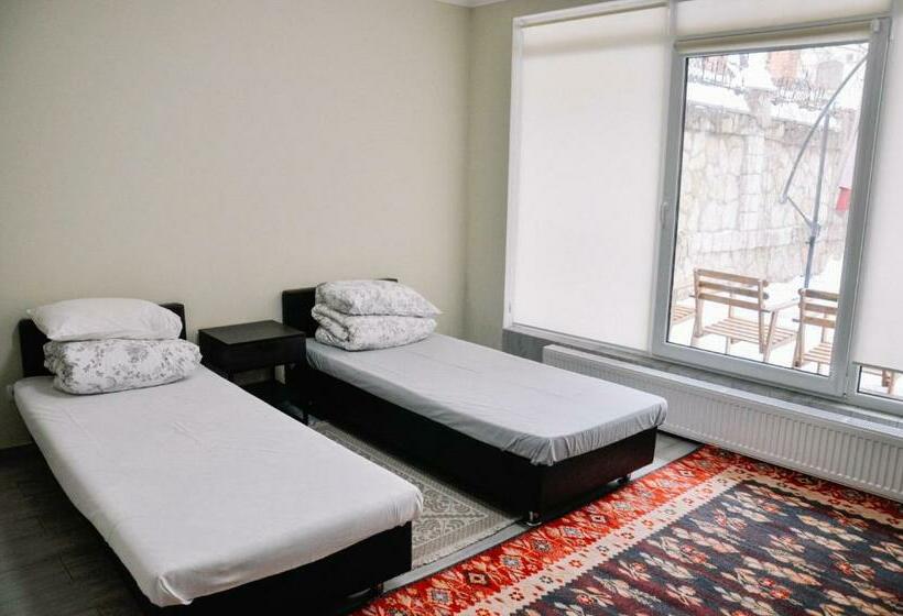 اتاق استاندارد, 77/5