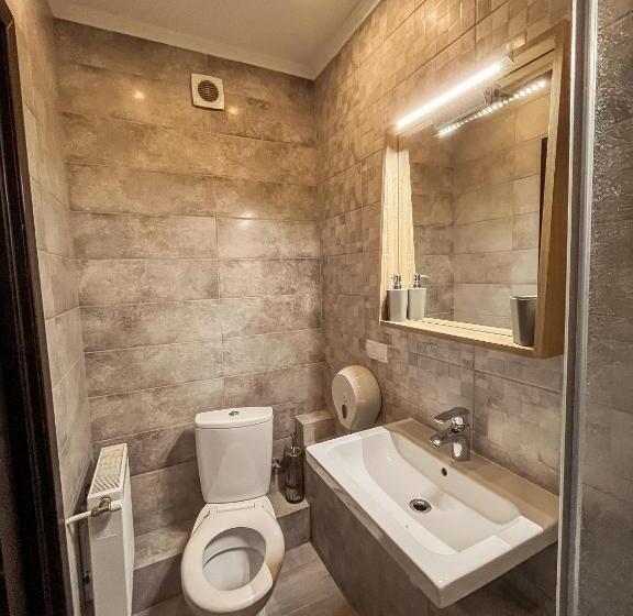 اتاق کلاسیک سه تخته, 77/5