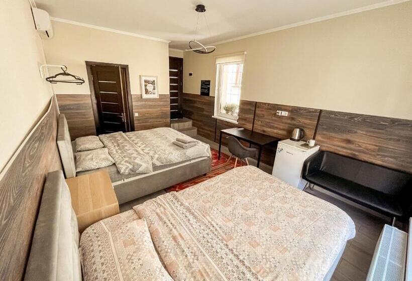 اتاق کلاسیک سه تخته, 77/5