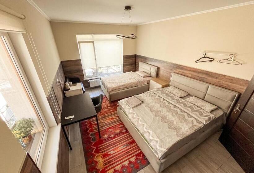 اتاق کلاسیک سه تخته, 77/5