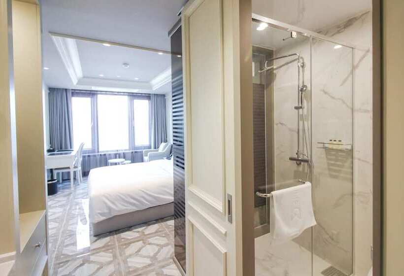 חדר אקזקיוטיב, Golden Tulip Ever Yongin