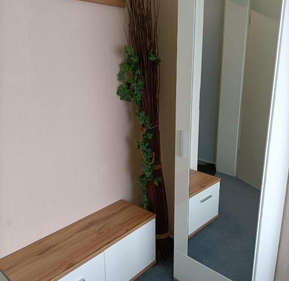 스탠다드 룸, Restaurant Babylon