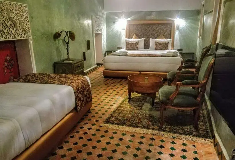 اتاق راحتی سه تخته, Riad Mama H&k